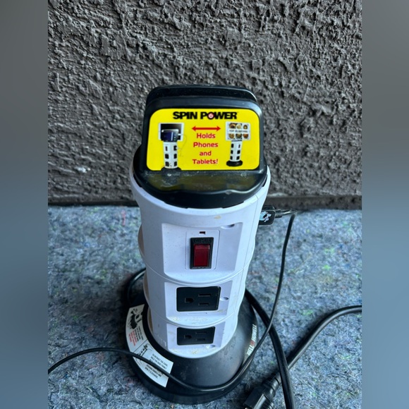 BELL & HOWELL 5-in 4Outlet 2.1 Joules 1875W White Indoor Usb/Ac Surge Protector - Picture 4 of 6